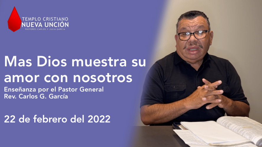 Mas Dios muestra su amor con&nbsp;nosotros